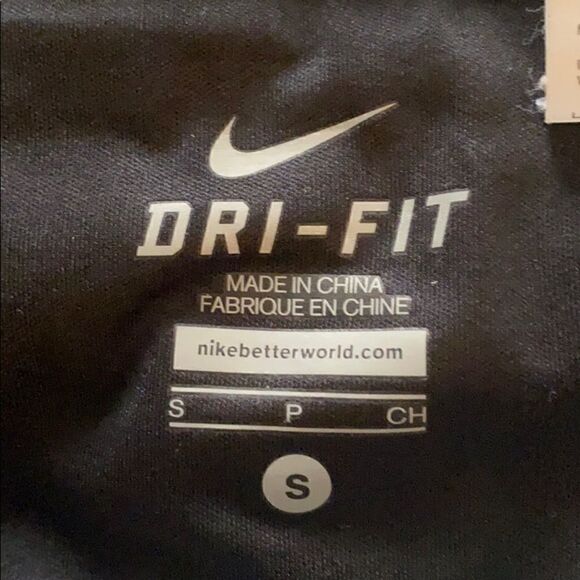 Nike DRI - FIT geometric print Capri Leggings S - Picture 8 of 9